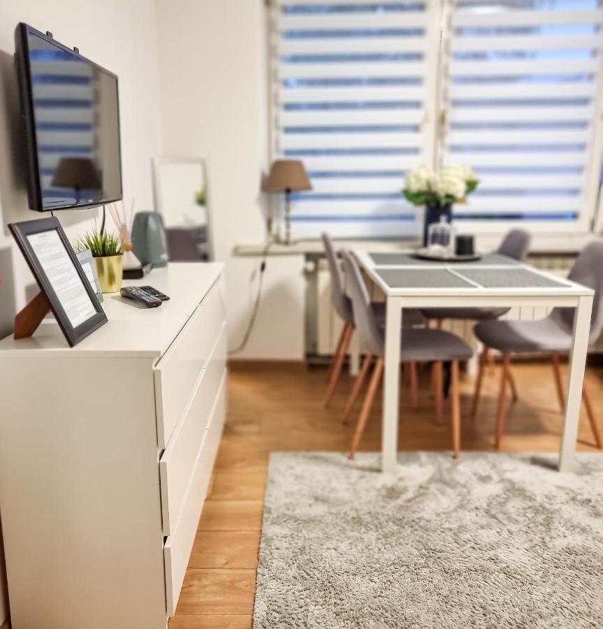 Apartamento Fredry 15F Cracovia Exterior foto