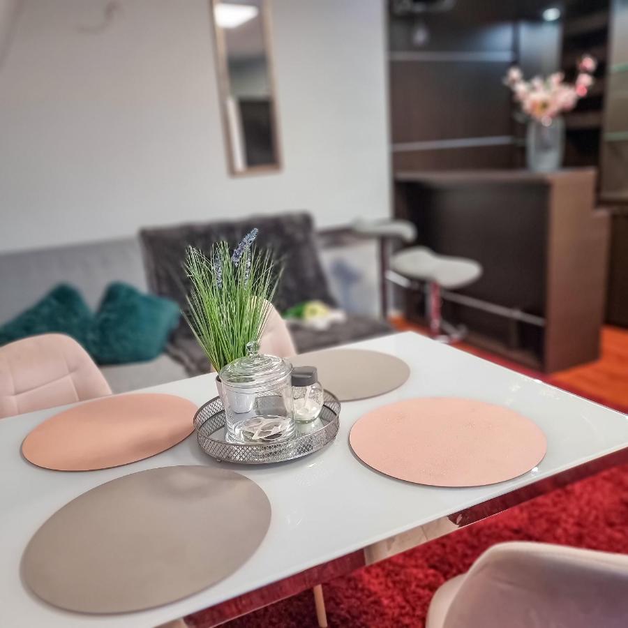 Apartamento Fredry 15F Cracovia Exterior foto
